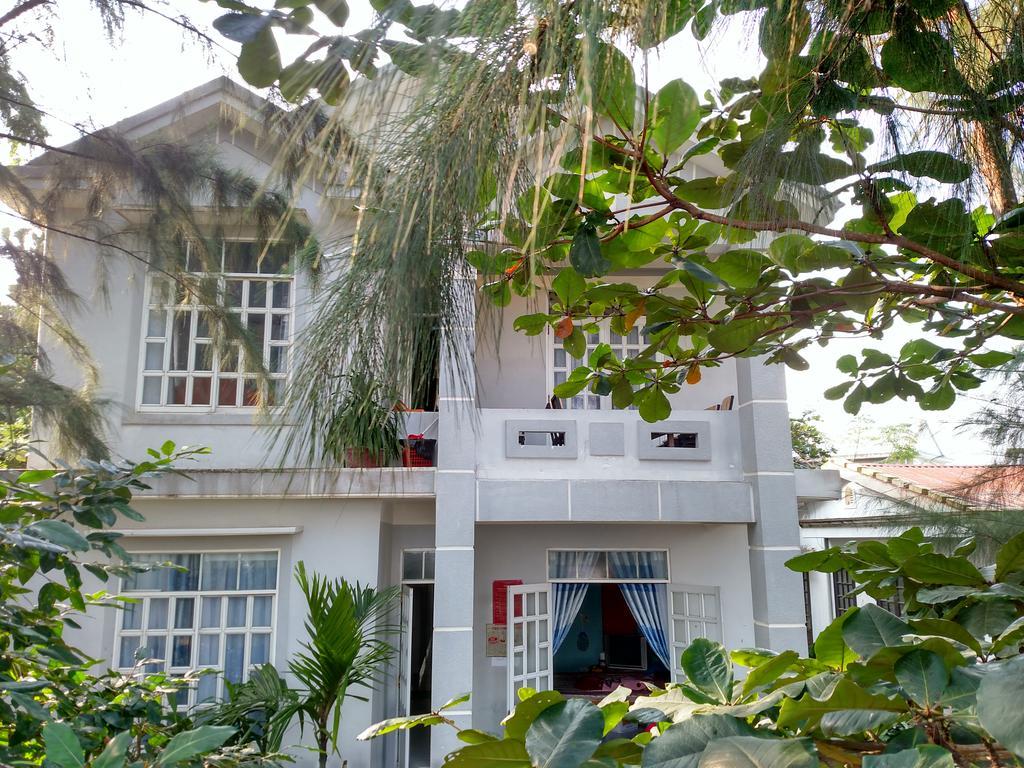 Nguyet Anh Guesthouse Lang Co Bagian luar foto