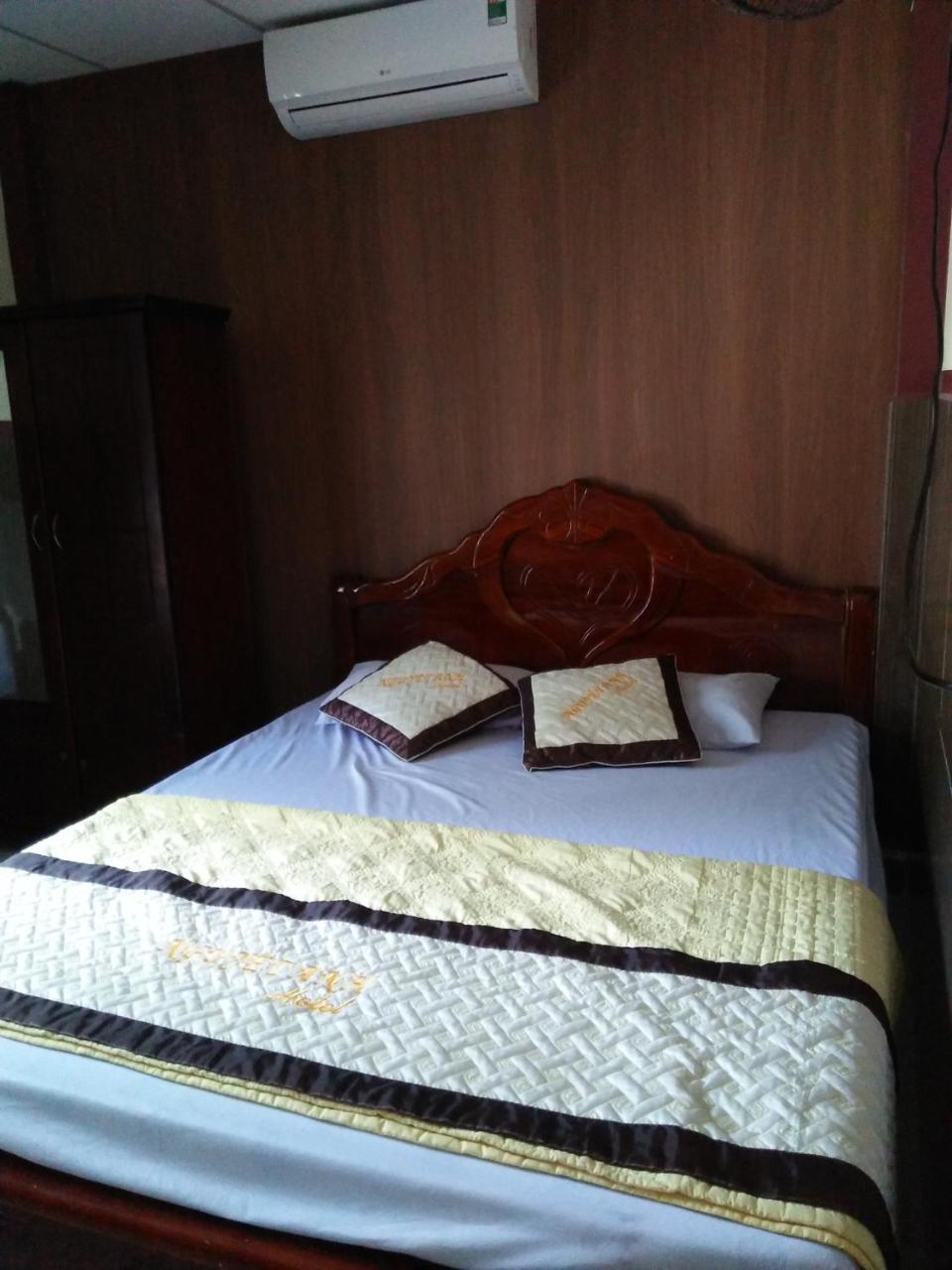 Nguyet Anh Guesthouse Lang Co Bagian luar foto
