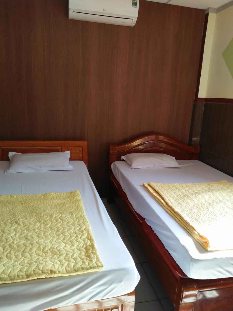 Nguyet Anh Guesthouse Lang Co Bagian luar foto