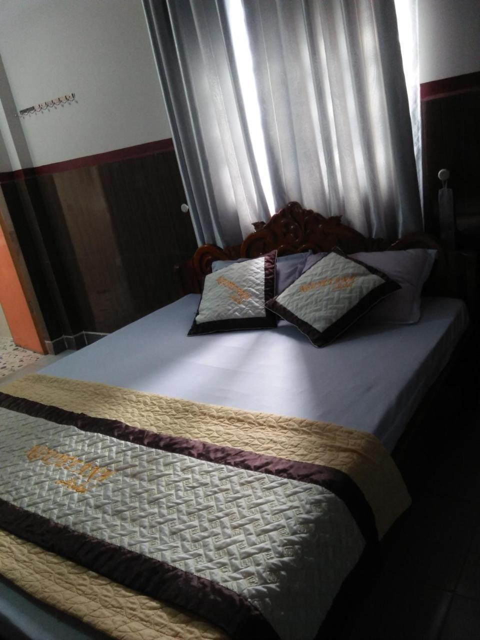 Nguyet Anh Guesthouse Lang Co Bagian luar foto